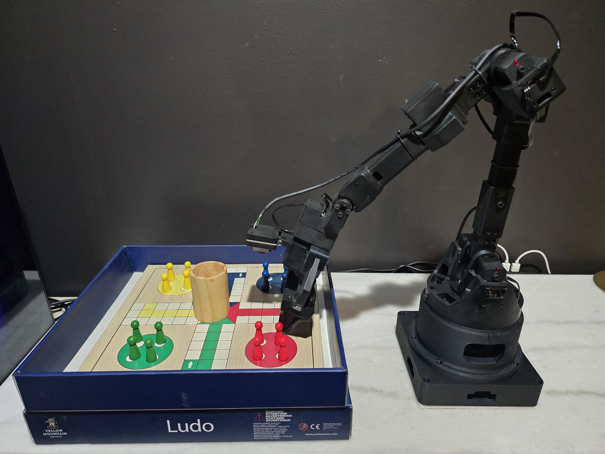 Isaac Sim and OpenUSD scene image